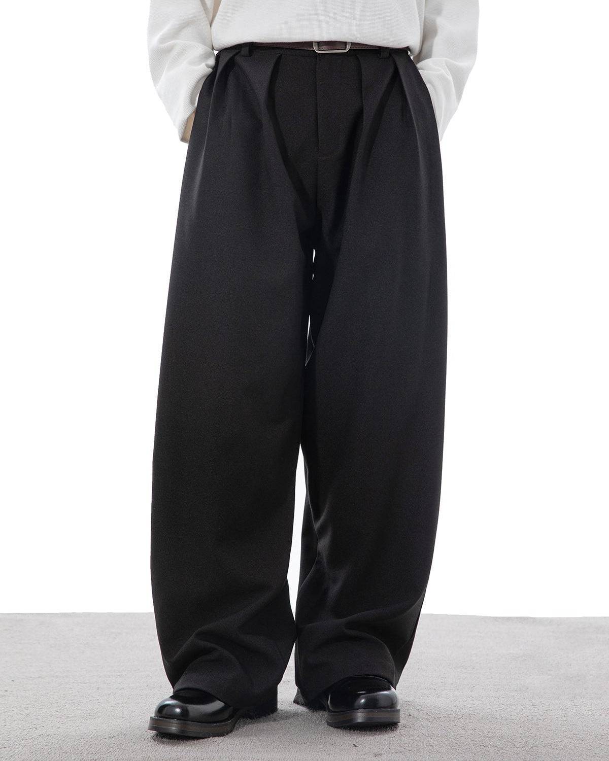 Pantaloni Larghi Uomo con Pinces in Cotone