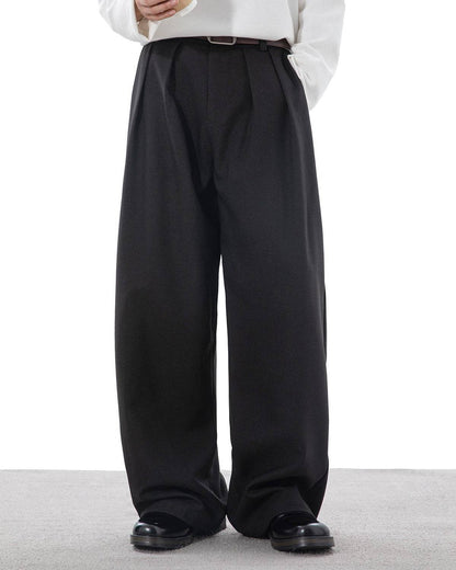 Pantaloni Larghi Uomo con Pinces in Cotone