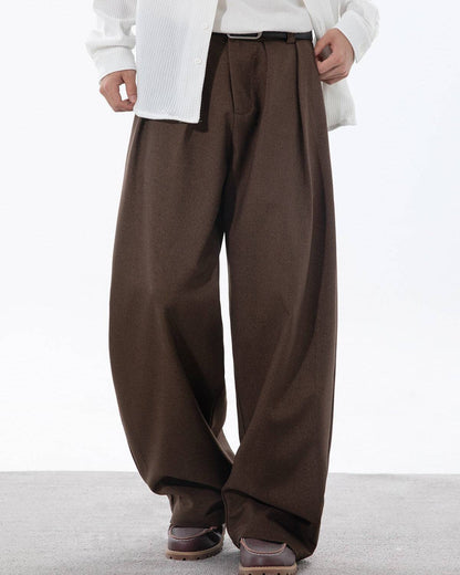 Pantaloni Larghi Uomo con Pinces in Cotone