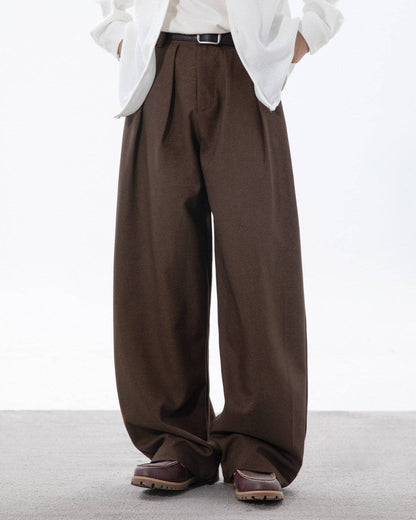 Pantaloni Larghi Uomo con Pinces in Cotone