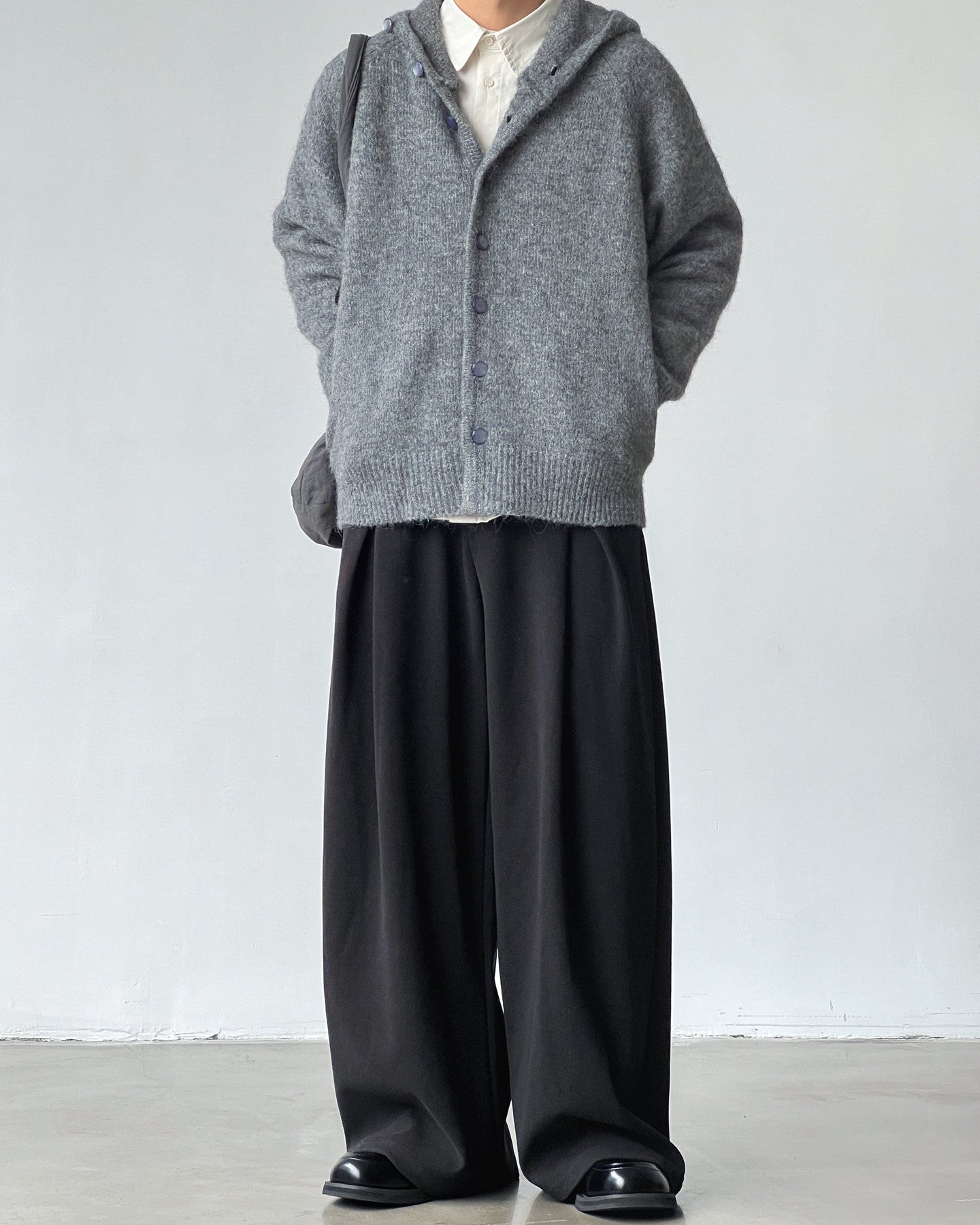 Pantaloni Larghi Uomo con Doppie Pinces in Misto Lana