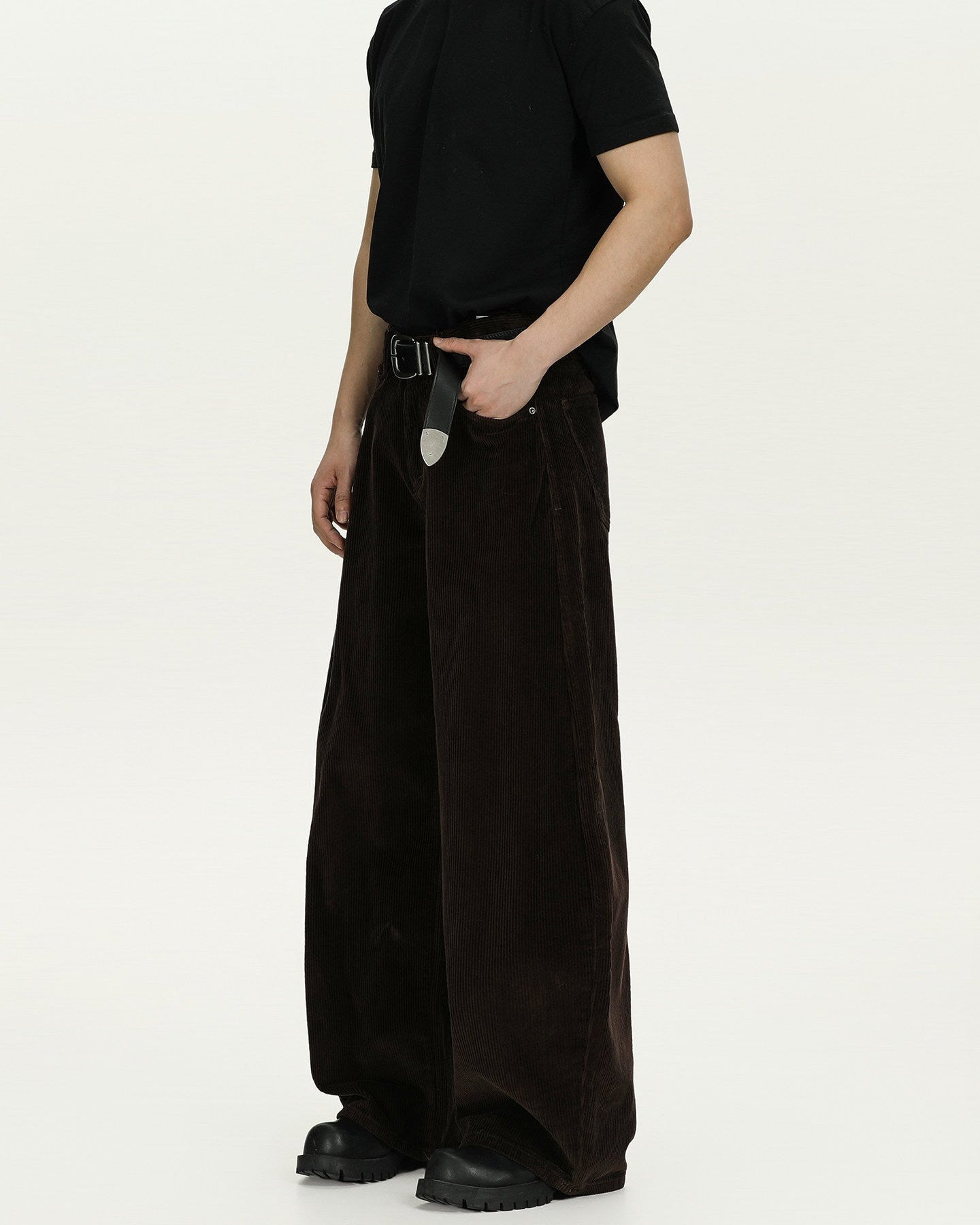 Pantaloni Larghi Uomo in Velluto a Coste