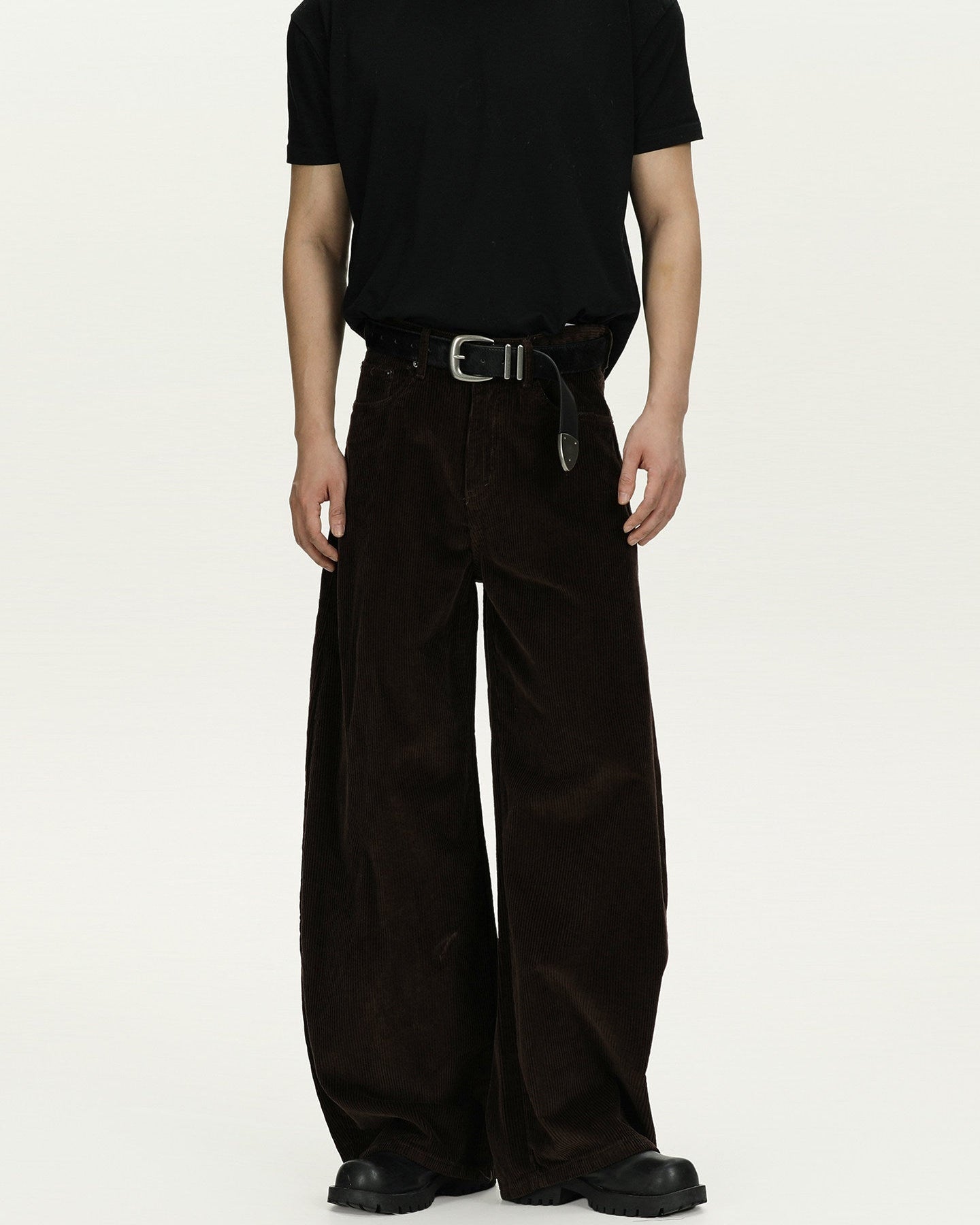 Pantaloni Larghi Uomo in Velluto a Coste