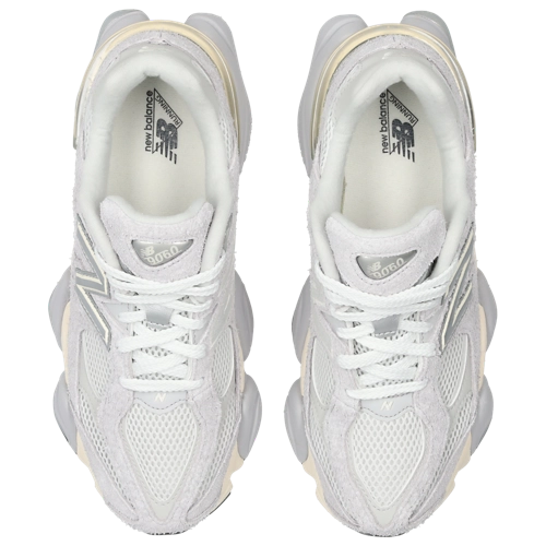 Sneakers New Balance 9060 donna Marrone Grigio dettaglio suola