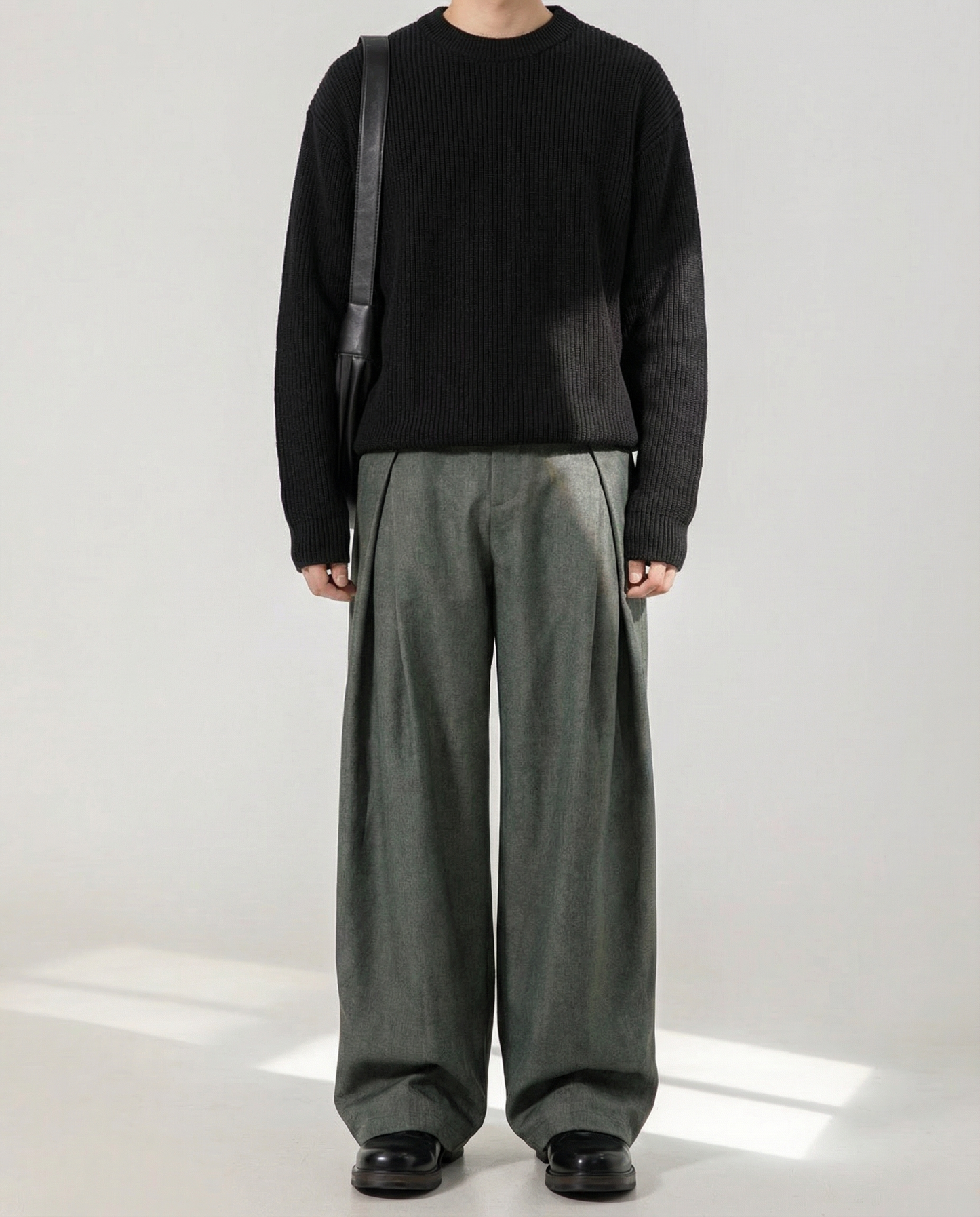 Pantaloni Larghi Uomo con Pinces Taglio Fluido