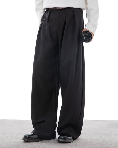 Pantaloni Larghi Uomo con Pinces in Cotone